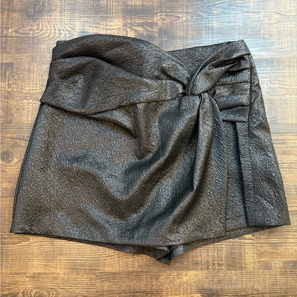 Zara Black Crinkled Skort
